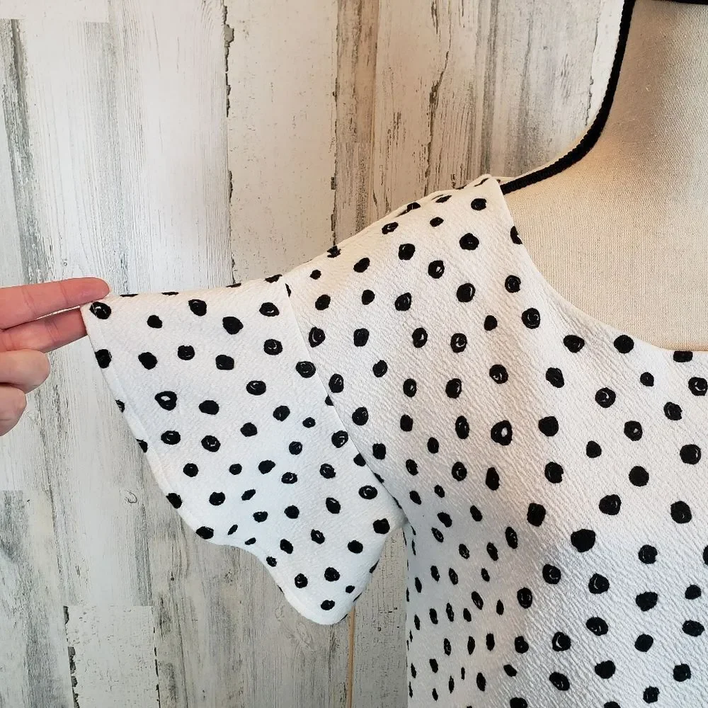 Postmark Abstract Polka Dot Top Size Small